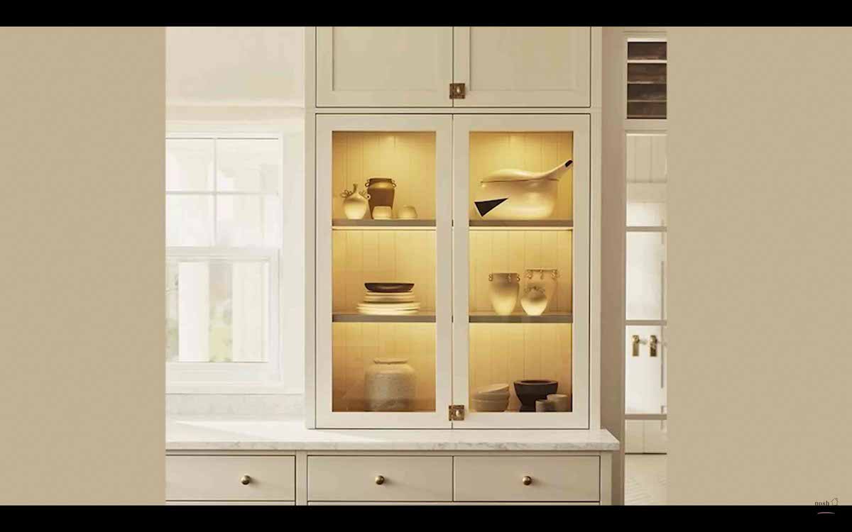 Image: Accent lighting in cabinets